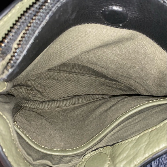 Leather Crossbody Pouch Clutch with Detachable Strap Green & Black - Picture 11 of 15